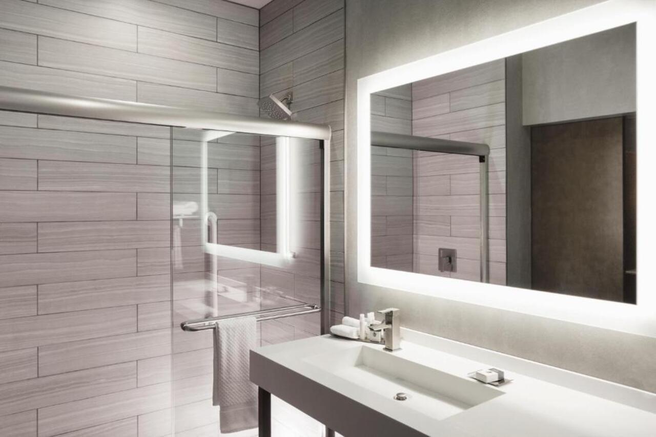 Hilton Garden Inn Minneapolis - University Area Extérieur photo