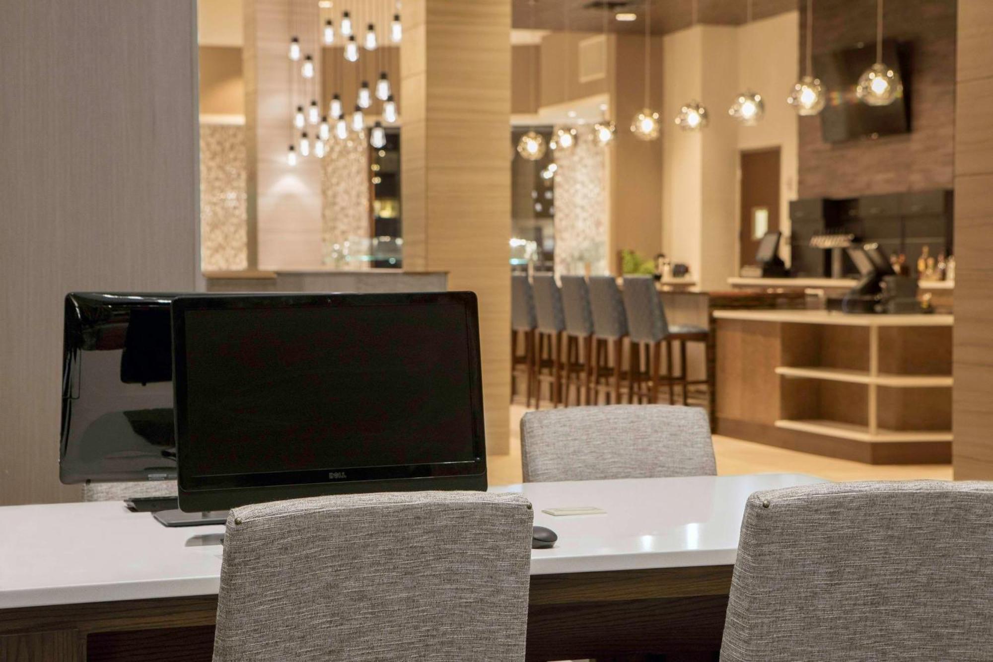 Hilton Garden Inn Minneapolis - University Area Extérieur photo