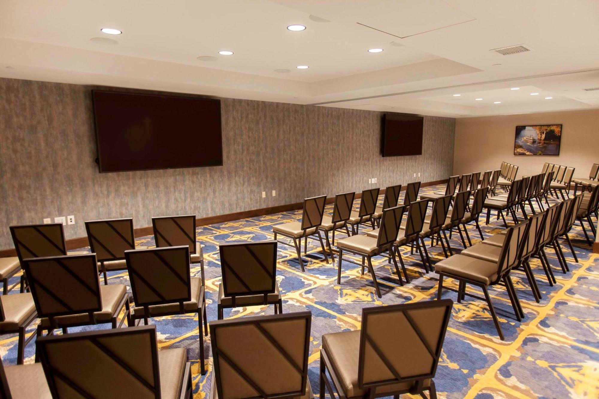 Hilton Garden Inn Minneapolis - University Area Extérieur photo
