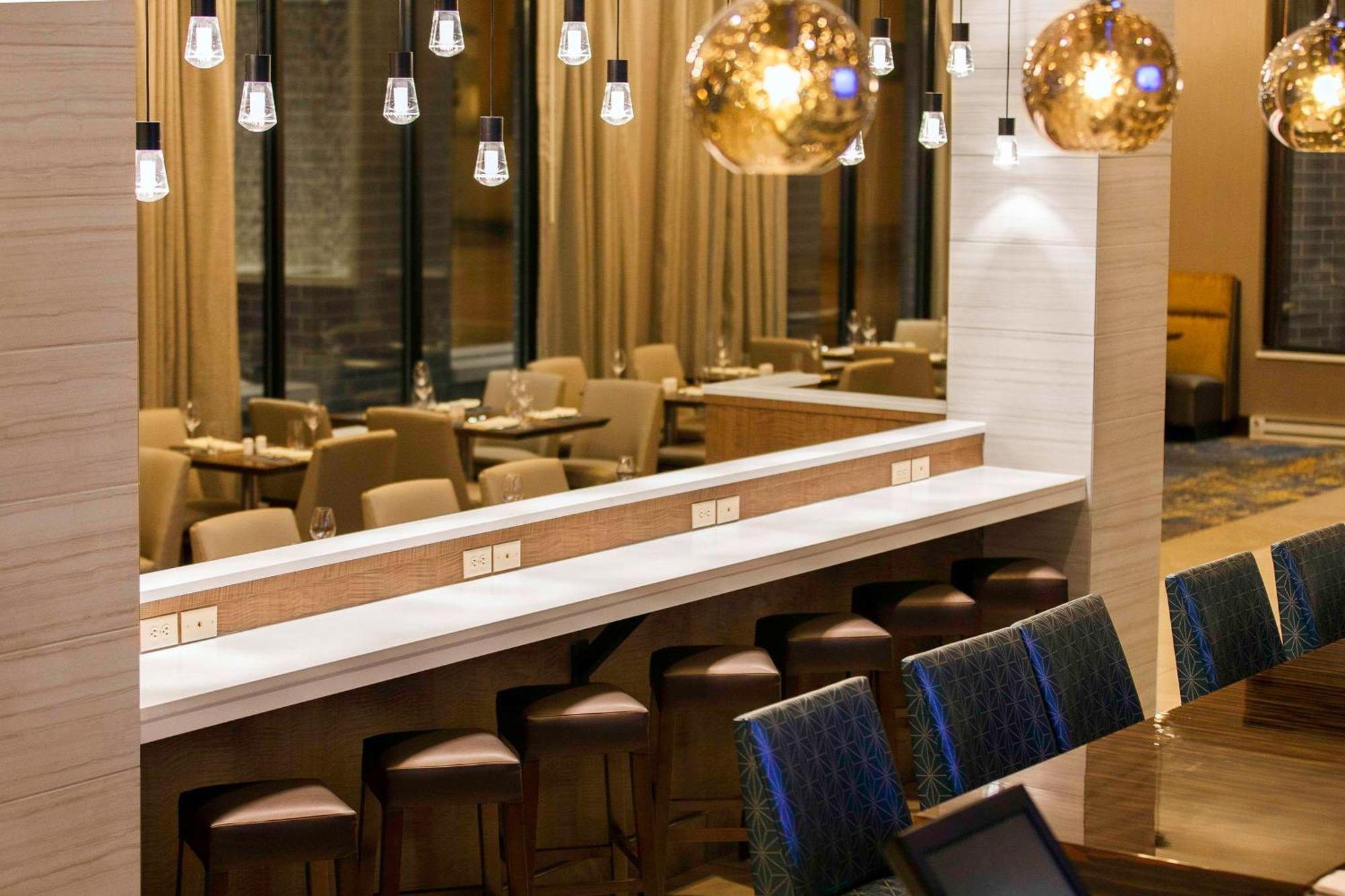 Hilton Garden Inn Minneapolis - University Area Extérieur photo
