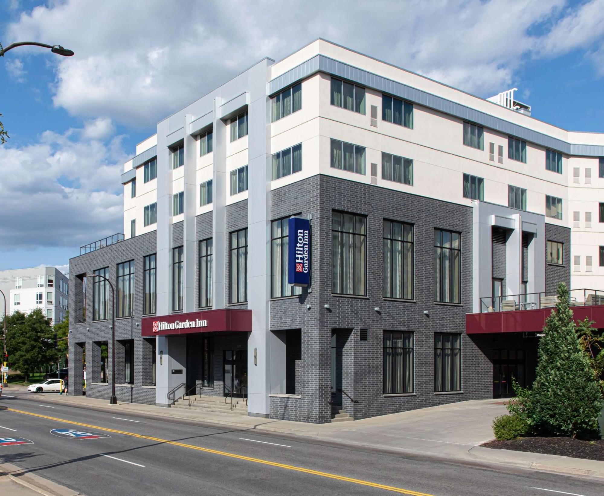 Hilton Garden Inn Minneapolis - University Area Extérieur photo