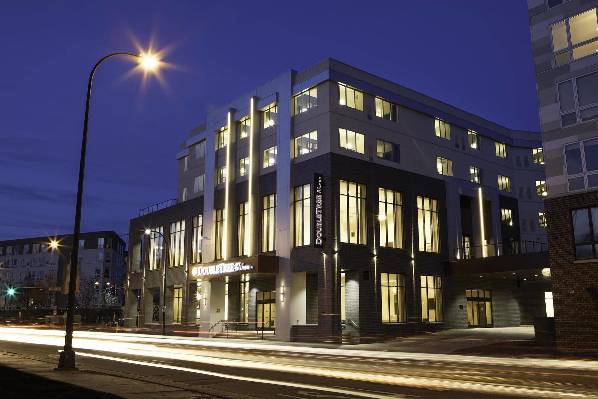 Hilton Garden Inn Minneapolis - University Area Extérieur photo